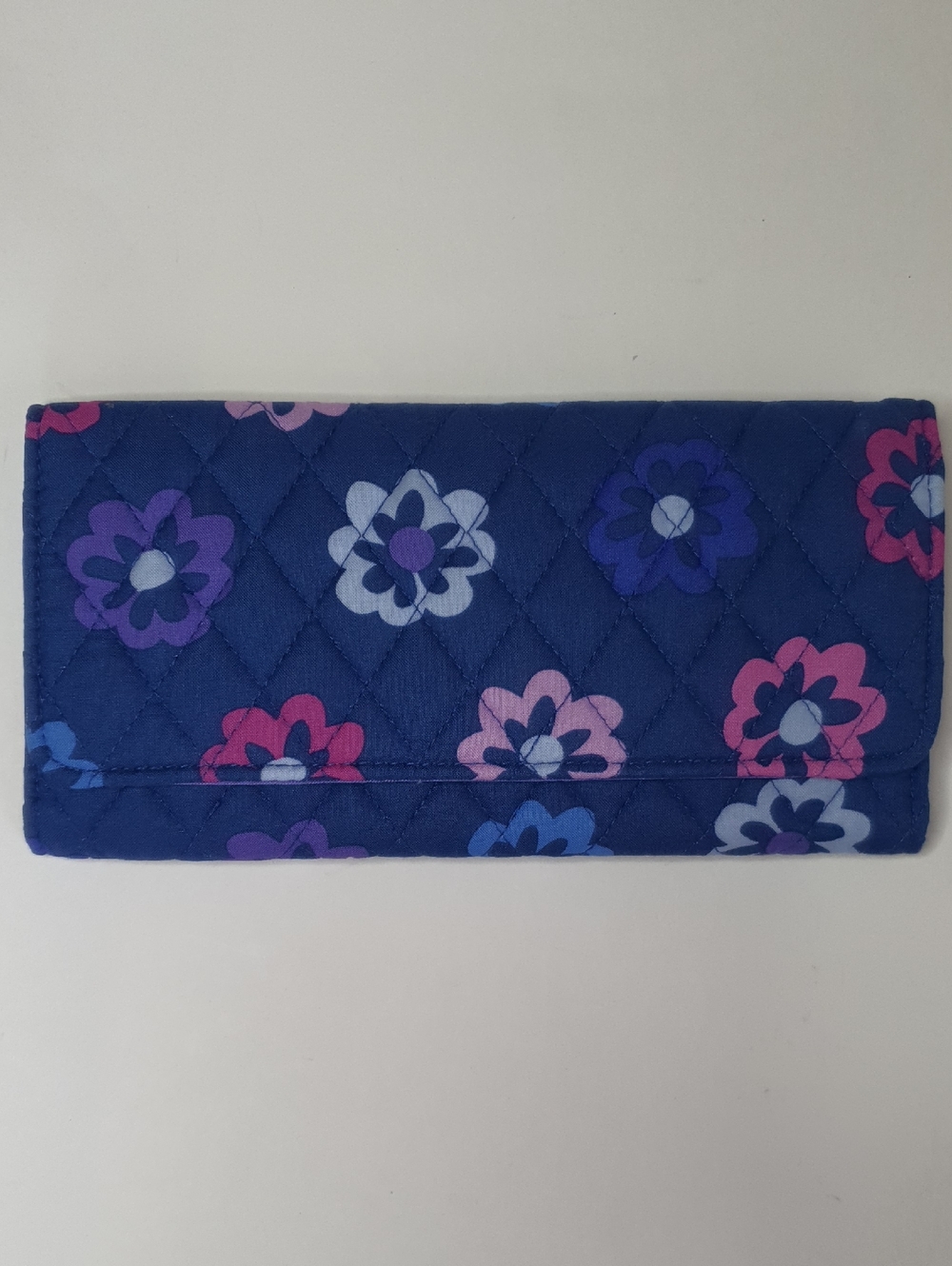 Vera Bradley Trifold Wallet In Ellie Flowers + Free Gift